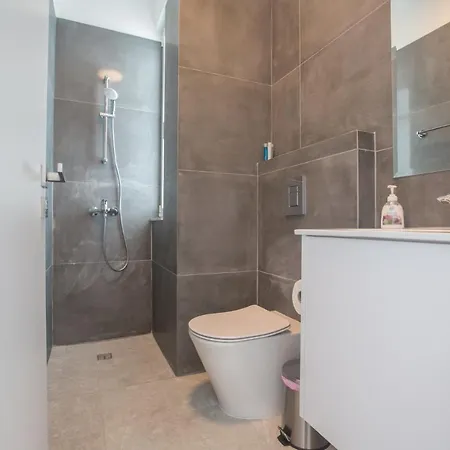 Vilă The Complete Guide To Renting Your Exclusive Holiday In With Private Pool And Close To The Beach 1548