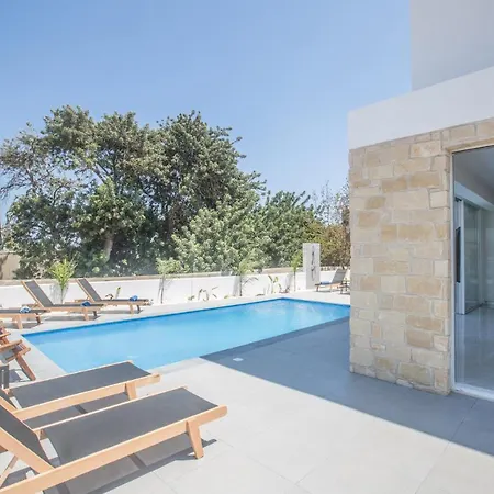 The Complete Guide To Renting Your Exclusive Holiday In With Private Pool And Close To The Beach 1548 * Protaras
